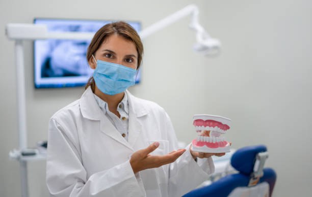 Best Dentist for Tooth Abscess  in Folcroft, PA