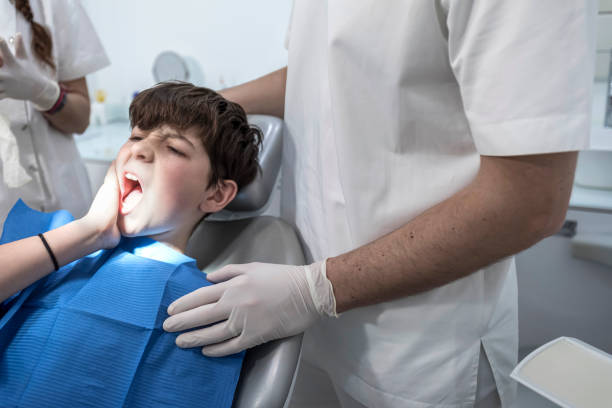 Best Knocked-Out Tooth Emergency  in Folcroft, PA